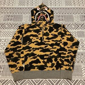 A Bathing Ape Bape 1st Camo Shark Half Zip Hoodie Size Large